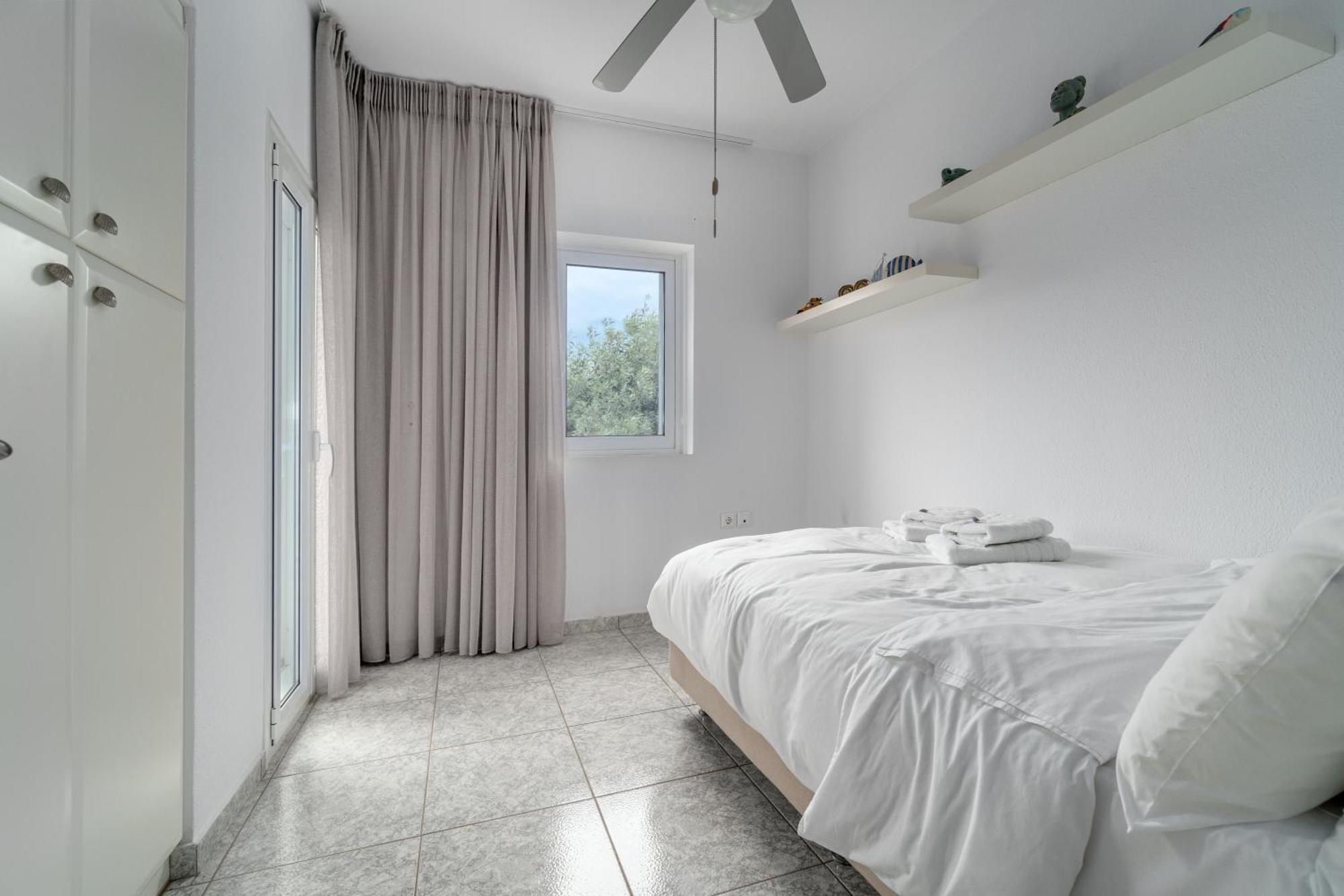 Legrena Beach House Szúnio Szoba fotó